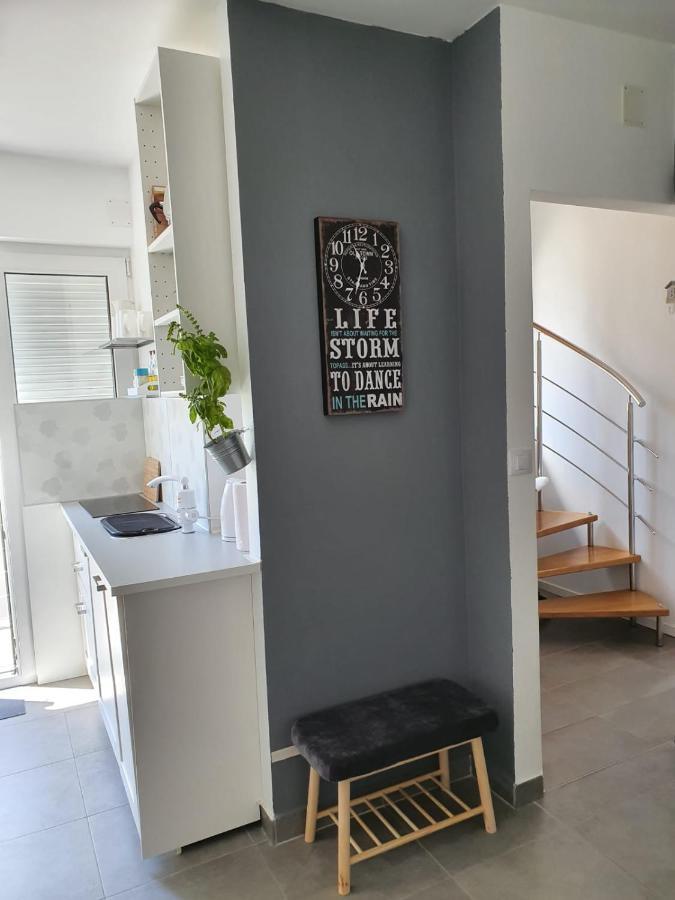 Apartment Dubravka Malinska Buitenkant foto