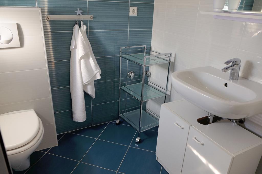 Apartment Dubravka Malinska Buitenkant foto
